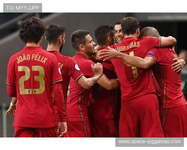 挪威队世预赛出战成疑，厄德高赴国家队报到支持队友